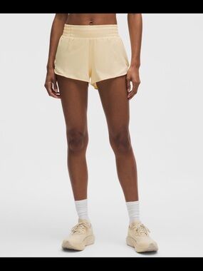 Lululemon Hotty Hot 4” Shorts